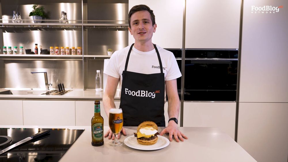 Burger, Bajd u Bacon by Chef Stephen La Rosa at Fino Kitchen