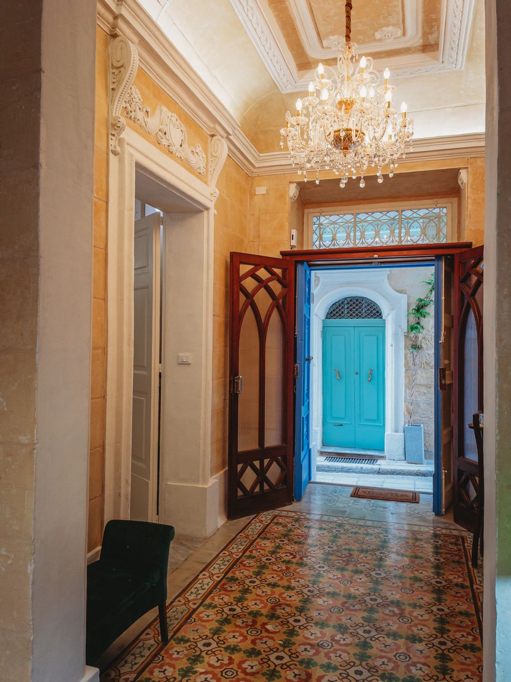 The interior of Blue House, Birgu.