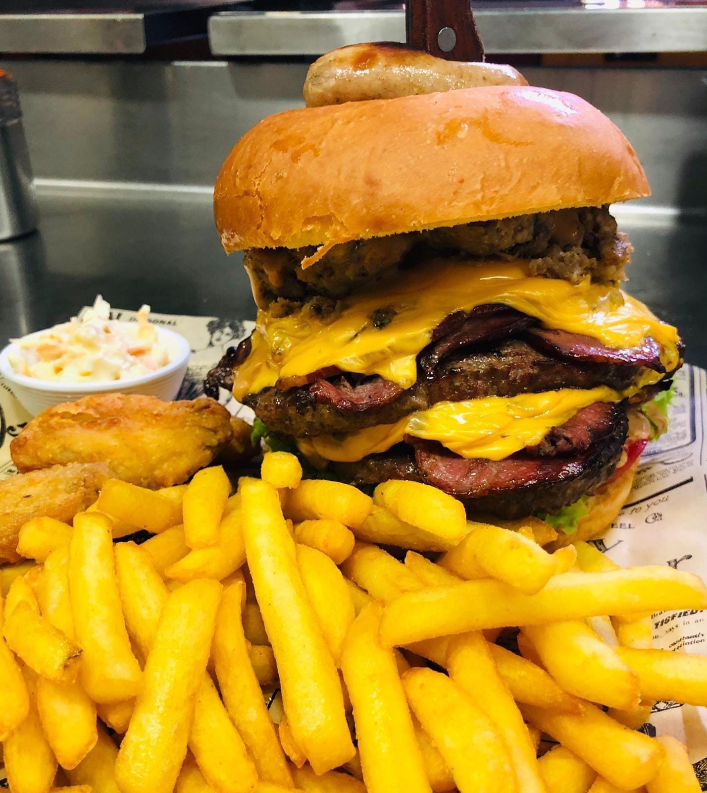 Summer Nights Pub & Grill