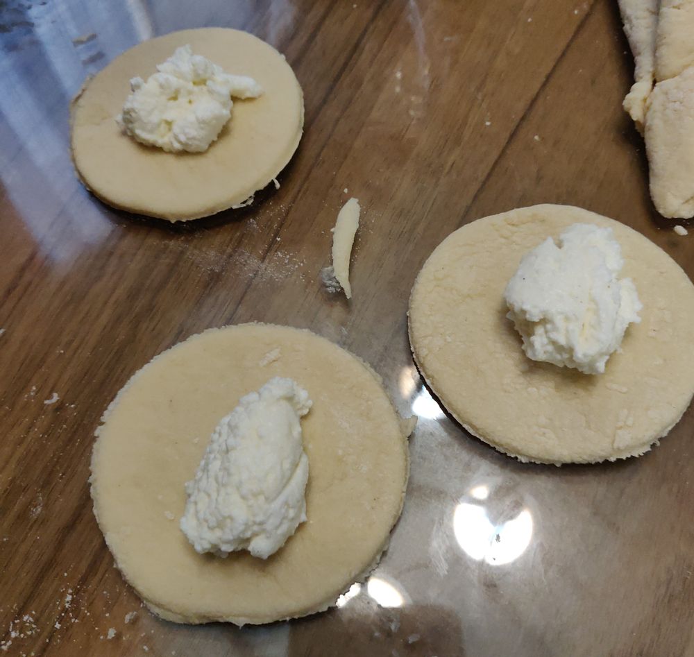 Ravioli dough with filling.