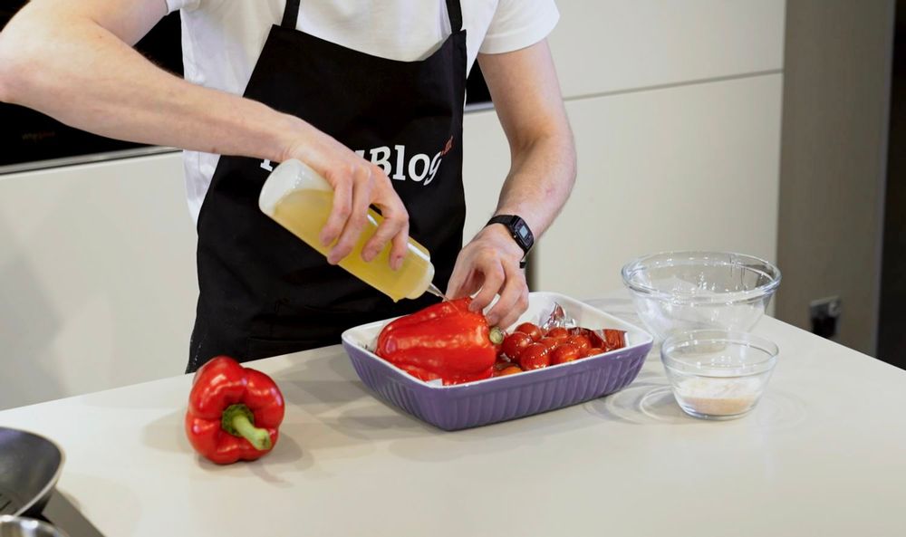 Roast those peppers good boi!