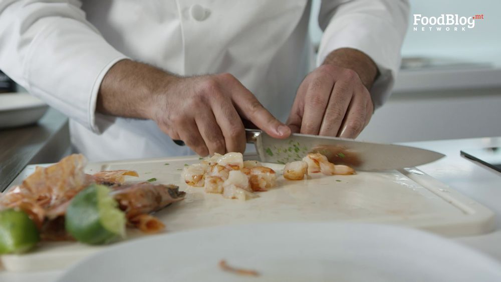 Devein and slice your prawns into bite sized chunks.