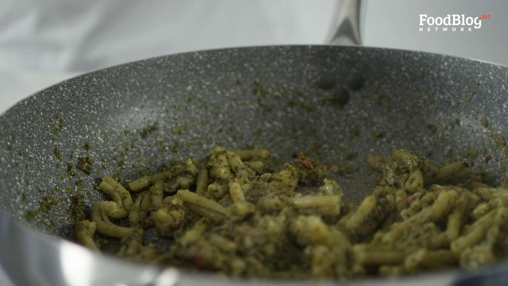 Add the pasta with a dash of pasta water and you've got your pistachio pesto