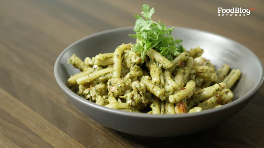 Time to make your pesto look something like this 🤤